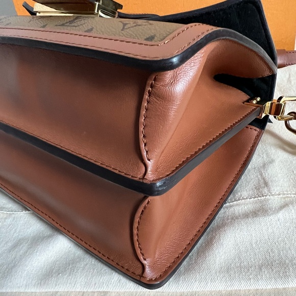 Louis Vuitton Dauphine Shoulder Bag MM Brown Leather Monogram Reverse - Picture 6 of 16